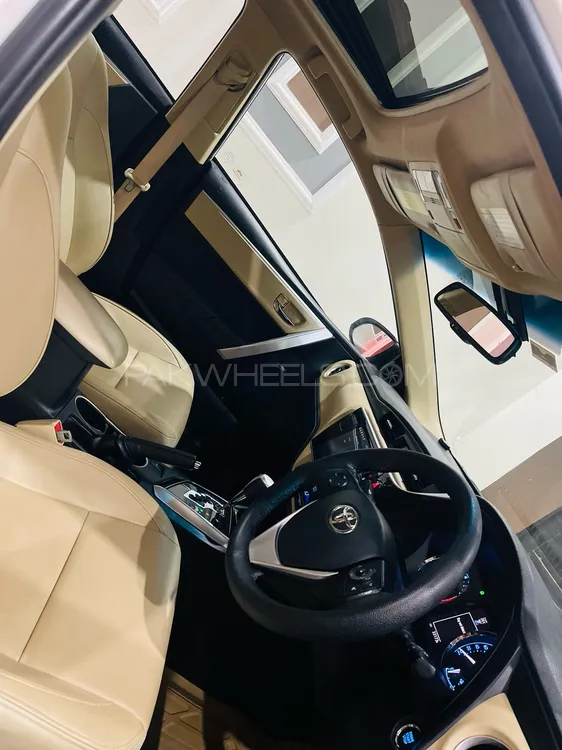 Toyota Corolla 2021 for Sale in Peshawar Toyota Corolla 2021 for Sale in Peshawar Image-15