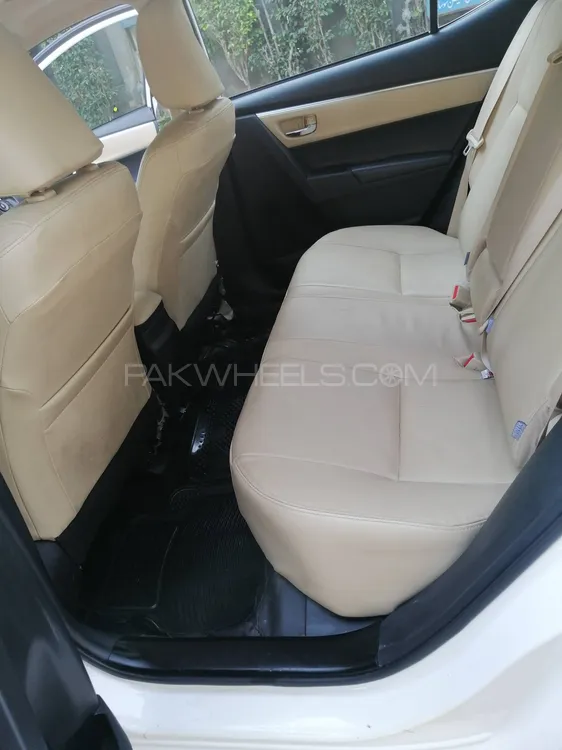 Toyota Corolla 2022 for Sale in Lahore Toyota Corolla 2022 for Sale in Lahore Image-11