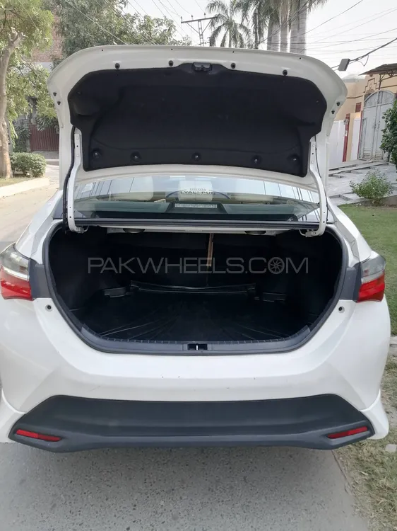 Toyota Corolla 2022 for Sale in Lahore Toyota Corolla 2022 for Sale in Lahore Image-16