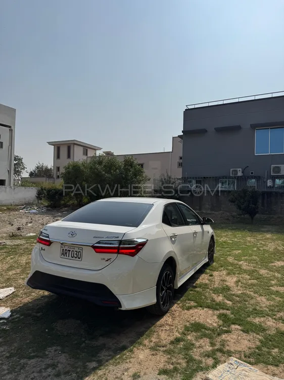 Toyota Corolla 2023 for Sale in Lahore Toyota Corolla 2023 for Sale in Lahore Image-6