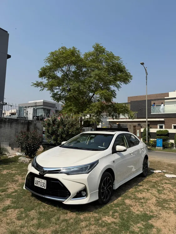 Toyota Corolla 2023 for Sale in Lahore Toyota Corolla 2023 for Sale in Lahore Image-1