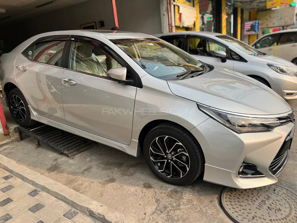 Toyota Corolla 2025 for Sale in Lahore Toyota Corolla 2025 for Sale in Lahore Image-5