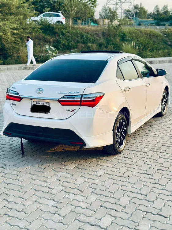 Toyota Corolla 2023 for Sale in Islamabad Toyota Corolla 2023 for Sale in Islamabad Image-2
