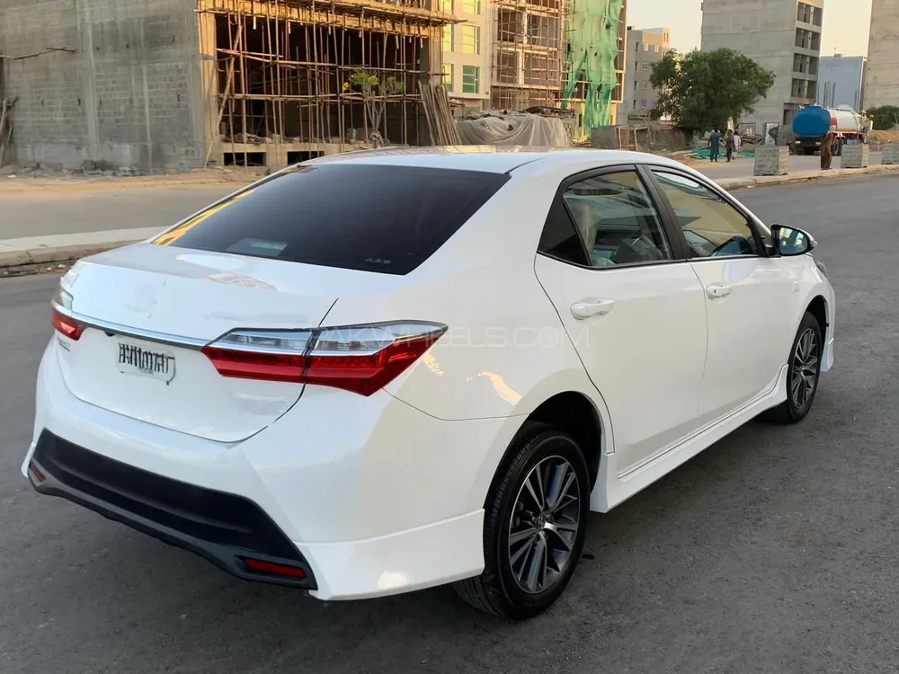 Toyota Corolla 2021 for Sale in Karachi Toyota Corolla 2021 for Sale in Karachi Image-6