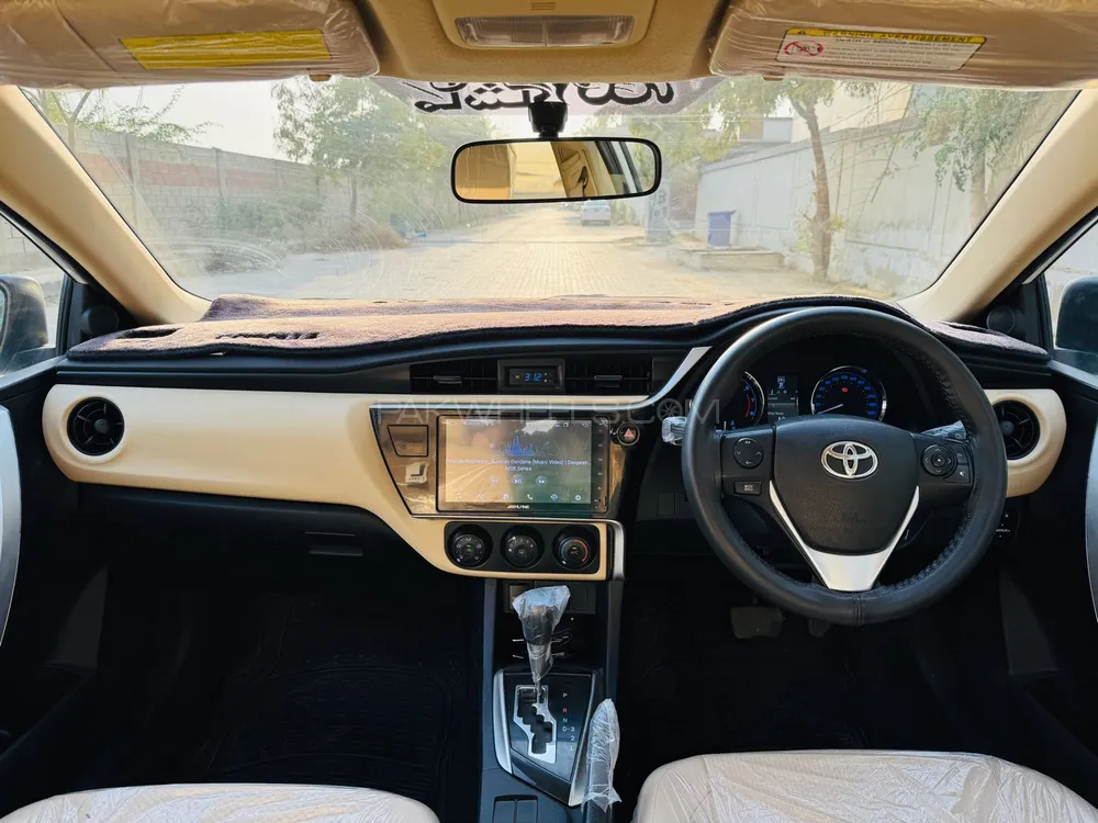 Toyota Corolla 2021 for Sale in Karachi Toyota Corolla 2021 for Sale in Karachi Image-9