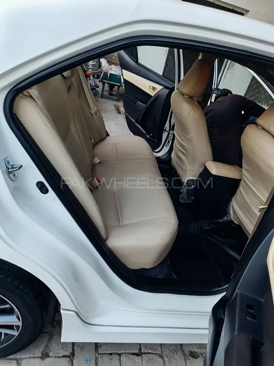 Toyota Corolla 2022 for Sale in Gujrat Toyota Corolla 2022 for Sale in Gujrat Image-5