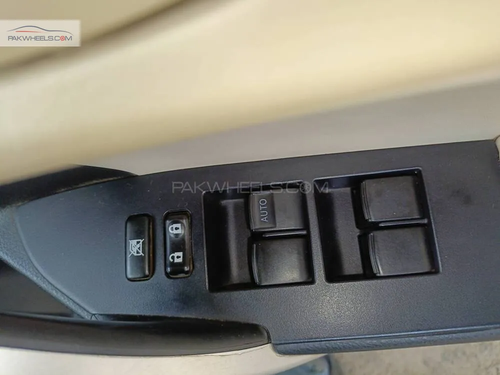 ٹویوٹا کرولا 2022 for Sale in فیصل آباد ٹویوٹا کرولا 2022 for Sale in فیصل آباد Image-12