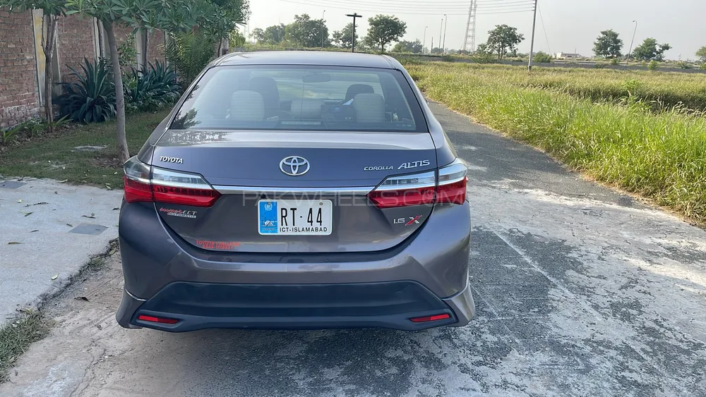 Toyota Corolla 2022 for Sale in Faisalabad Toyota Corolla 2022 for Sale in Faisalabad Image-3