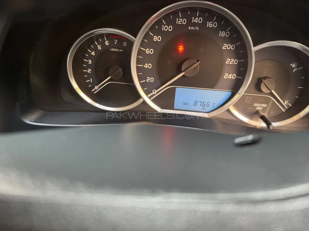 Toyota Corolla 2019 for Sale in Multan Toyota Corolla 2019 for Sale in Multan Image-9