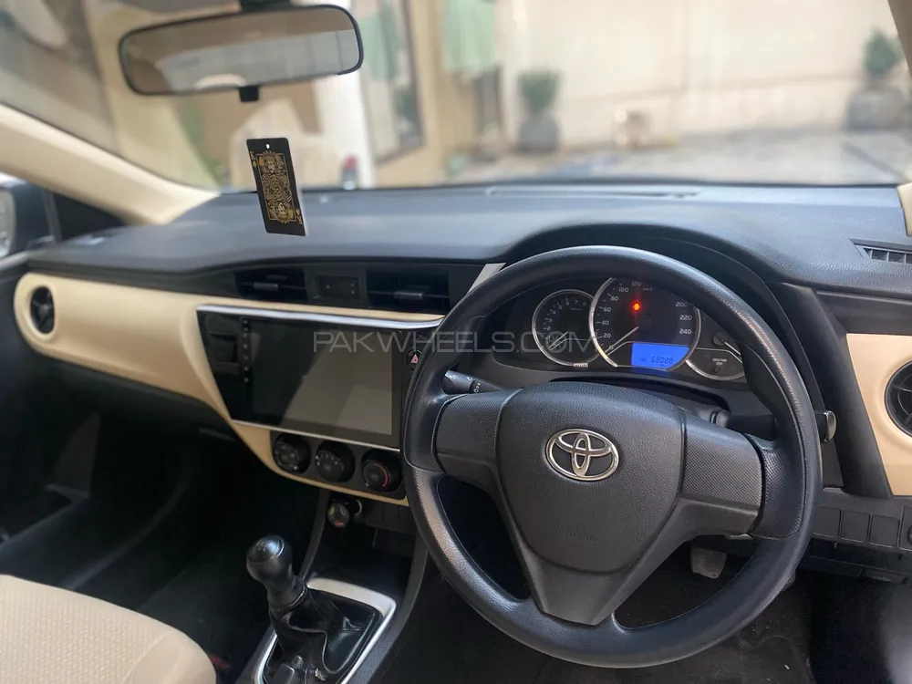 Toyota Corolla 2020 for Sale in Rawalpindi Toyota Corolla 2020 for Sale in Rawalpindi Image-7