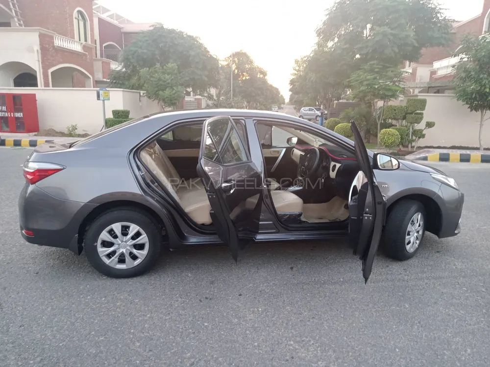 Toyota Corolla 2019 for Sale in Bahawalpur Toyota Corolla 2019 for Sale in Bahawalpur Image-6