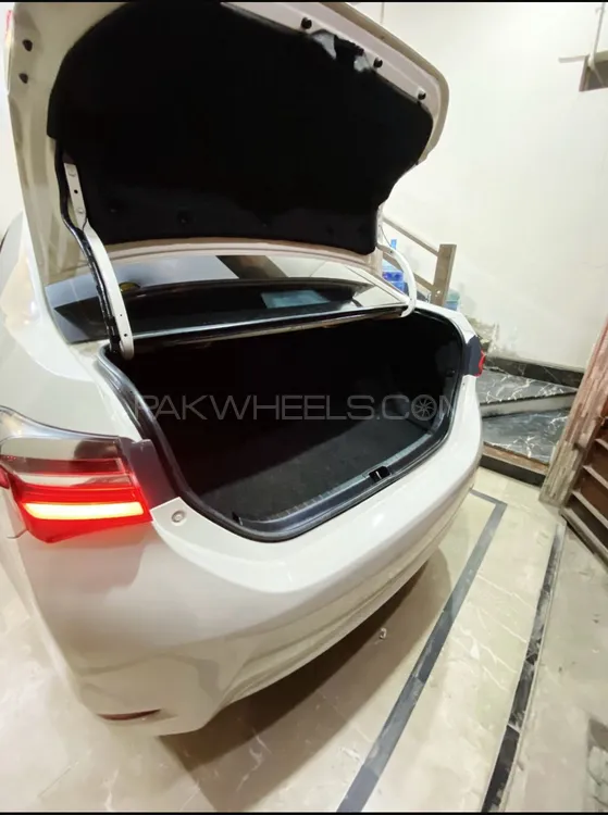 Toyota Corolla 2019 for Sale in Karachi Toyota Corolla 2019 for Sale in Karachi Image-9