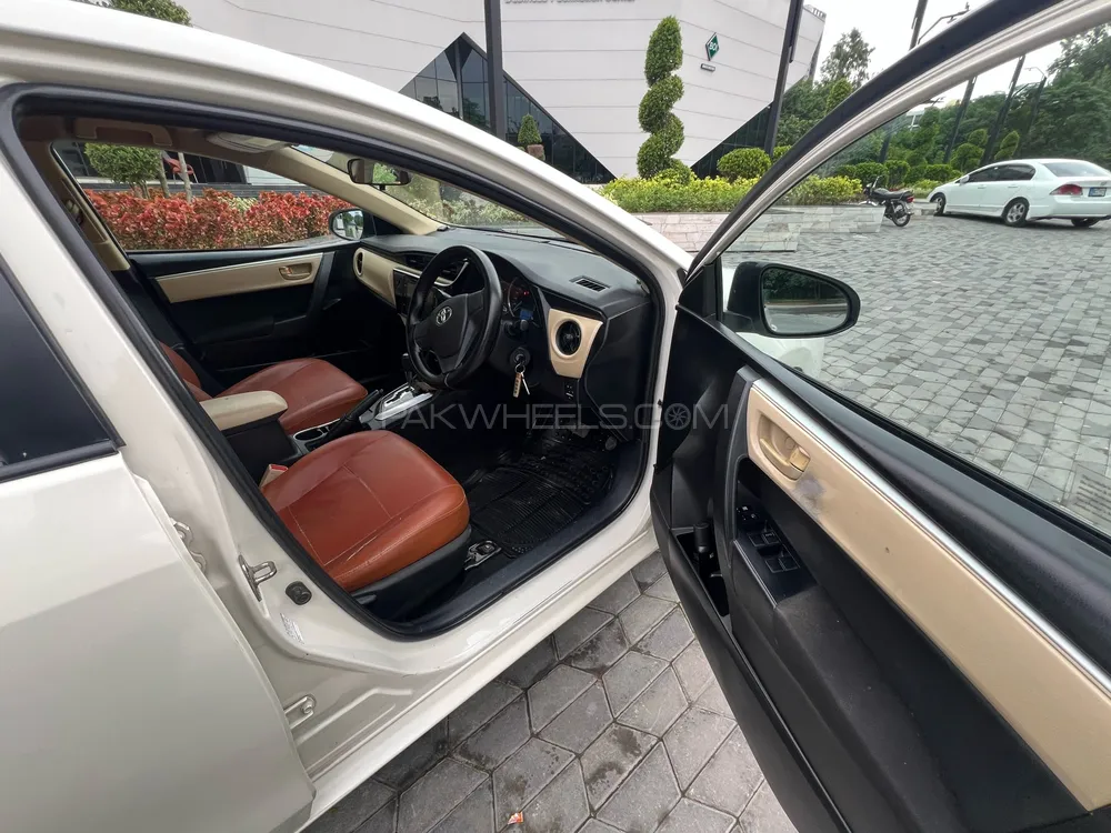 Toyota Corolla 2019 for Sale in Abbottabad Toyota Corolla 2019 for Sale in Abbottabad Image-11