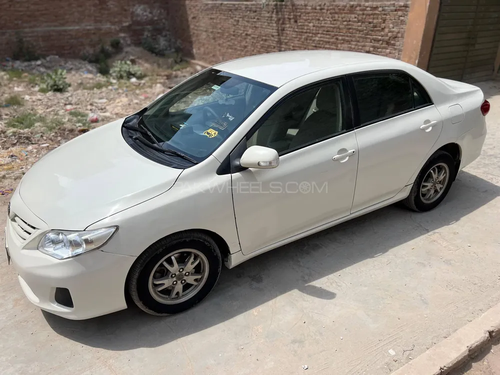 Toyota Corolla 2012 for Sale in Multan Toyota Corolla 2012 for Sale in Multan Image-12