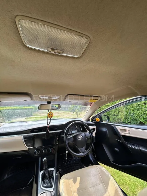 Toyota Corolla 2015 for Sale in Rawalpindi Toyota Corolla 2015 for Sale in Rawalpindi Image-12
