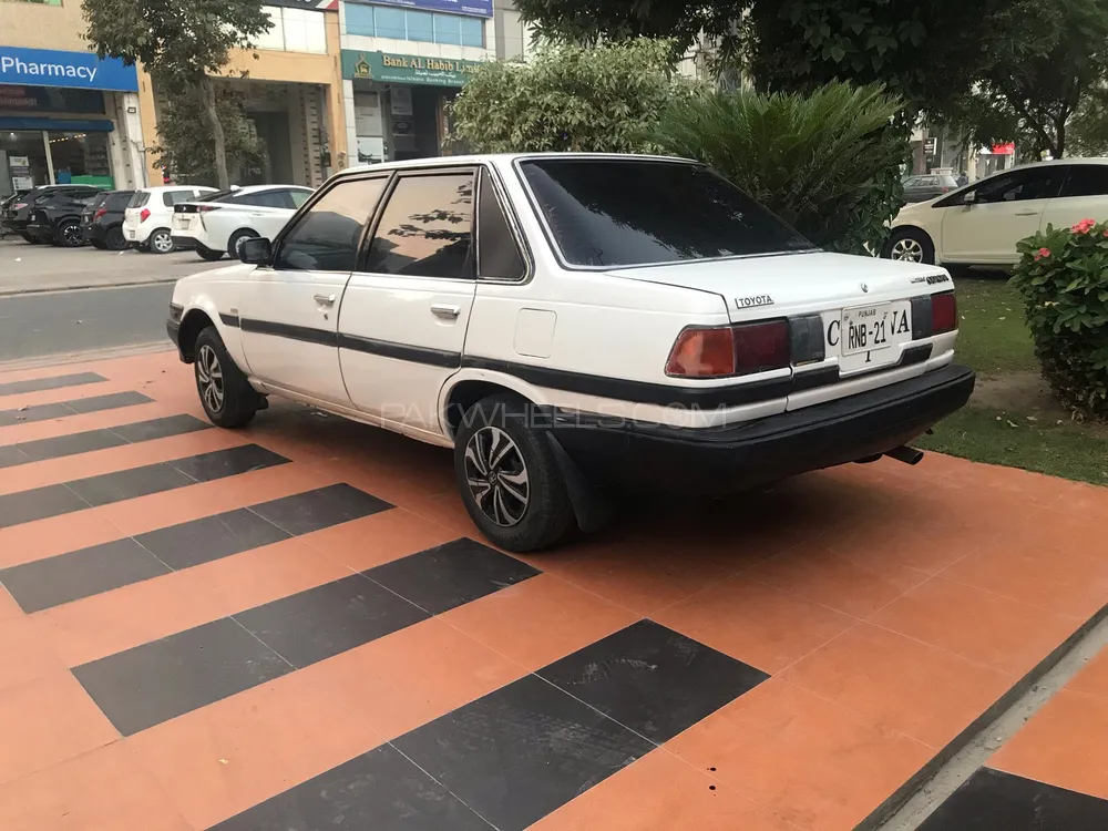 Toyota Corona 1985 for Sale in Lahore Toyota Corona 1985 for Sale in Lahore Image-2