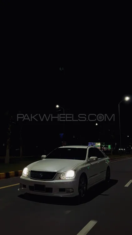 Toyota Crown 2005 for Sale in Lahore Toyota Crown 2005 for Sale in Lahore Image-20