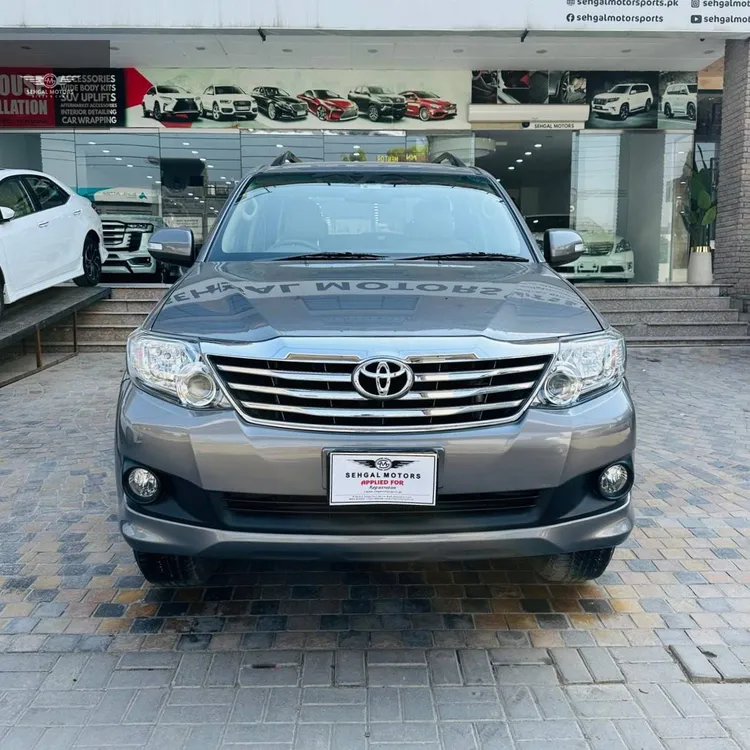 Toyota Fortuner 2014 for Sale in Islamabad Toyota Fortuner 2014 for Sale in Islamabad Image-1