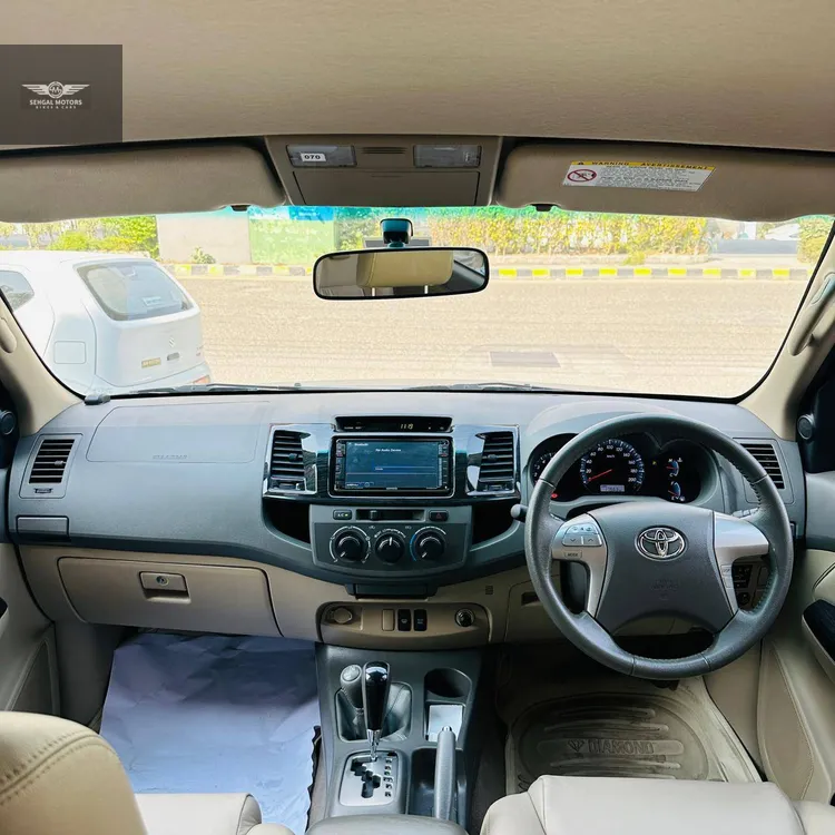Toyota Fortuner 2014 for Sale in Islamabad Toyota Fortuner 2014 for Sale in Islamabad Image-10