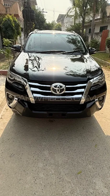 Toyota Fortuner 2017 for Sale in Lahore Toyota Fortuner 2017 for Sale in Lahore Image-1