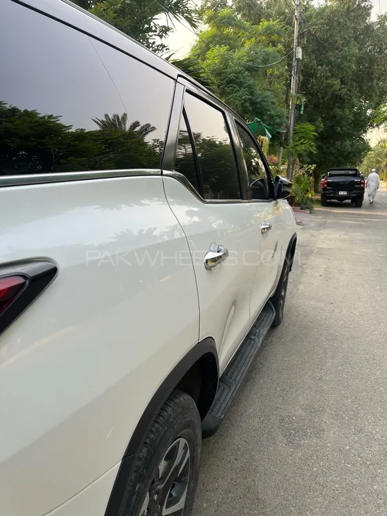 Toyota Fortuner 2022 for Sale in Karachi Toyota Fortuner 2022 for Sale in Karachi Image-5