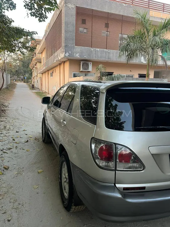 Toyota Harrier 2002 for Sale in Islamabad Toyota Harrier 2002 for Sale in Islamabad Image-7