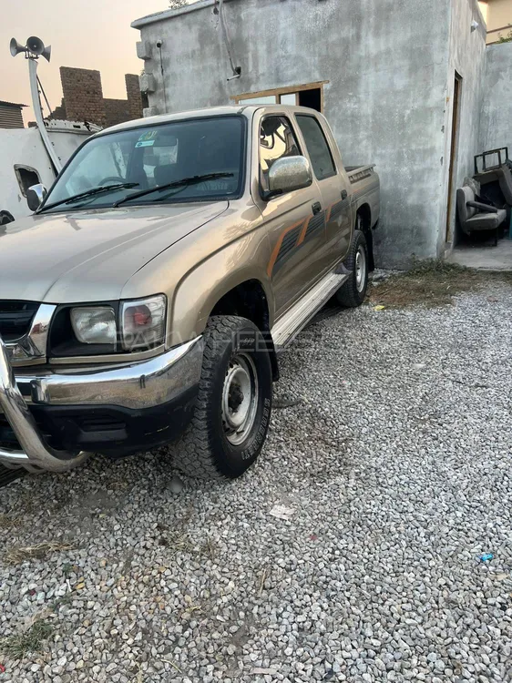 Toyota Hilux 2004 for Sale in Islamabad Toyota Hilux 2004 for Sale in Islamabad Image-1