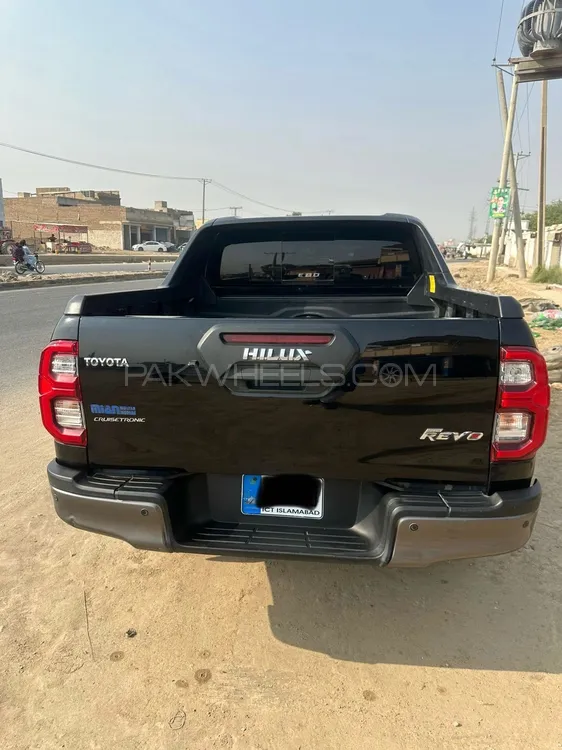 Toyota Hilux 2022 for Sale in Islamabad Toyota Hilux 2022 for Sale in Islamabad Image-5