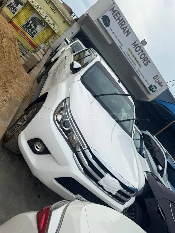 Toyota Hilux 2019 for Sale in Karachi Toyota Hilux 2019 for Sale in Karachi Image-3
