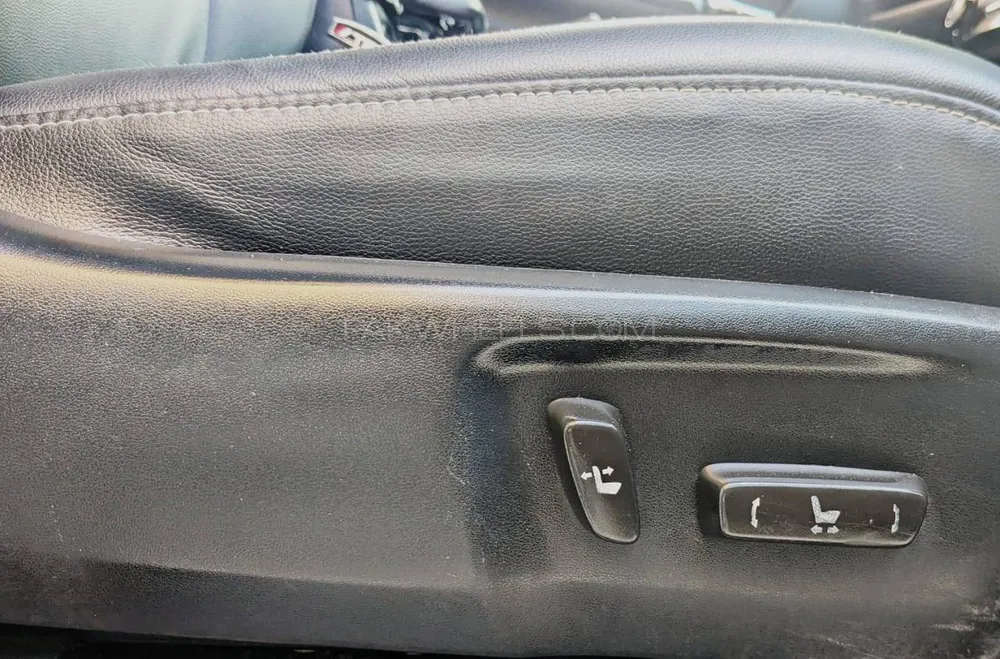 Toyota Hilux 2019 for Sale in Karachi Toyota Hilux 2019 for Sale in Karachi Image-7