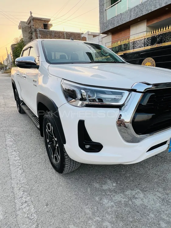 Toyota Hilux 2021 for Sale in Islamabad Toyota Hilux 2021 for Sale in Islamabad Image-14