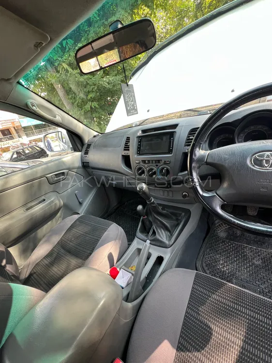 Toyota Hilux 2008 for Sale in Islamabad Toyota Hilux 2008 for Sale in Islamabad Image-11
