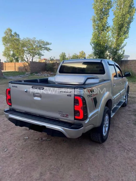 Toyota Hilux 2012 for Sale in Islamabad Toyota Hilux 2012 for Sale in Islamabad Image-4