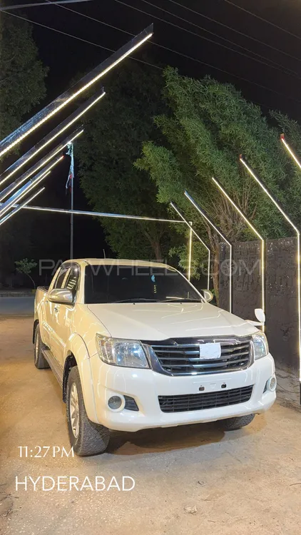 Toyota Hilux 2014 for Sale in Hyderabad Toyota Hilux 2014 for Sale in Hyderabad Image-1