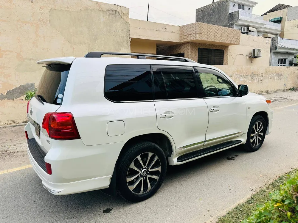 Toyota Land Cruiser 2011 for Sale in Lahore Toyota Land Cruiser 2011 for Sale in Lahore Image-8
