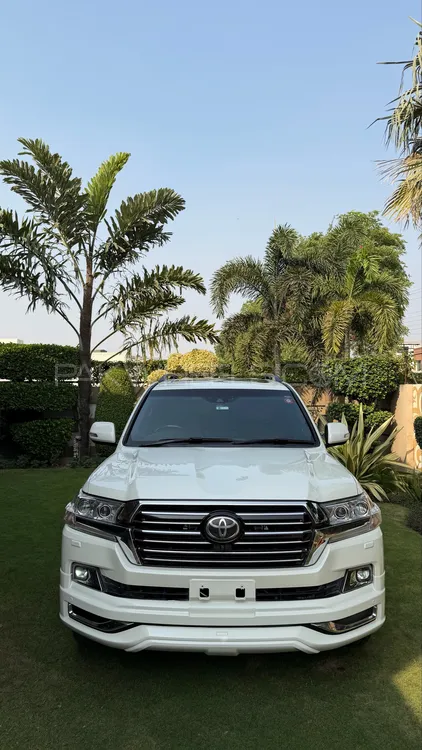 Toyota Land Cruiser 2016 for Sale in Lahore Toyota Land Cruiser 2016 for Sale in Lahore Image-1