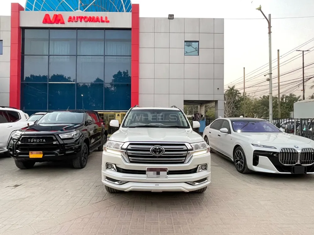 Toyota Land Cruiser 2017 for Sale in Karachi Toyota Land Cruiser 2017 for Sale in Karachi Image-1