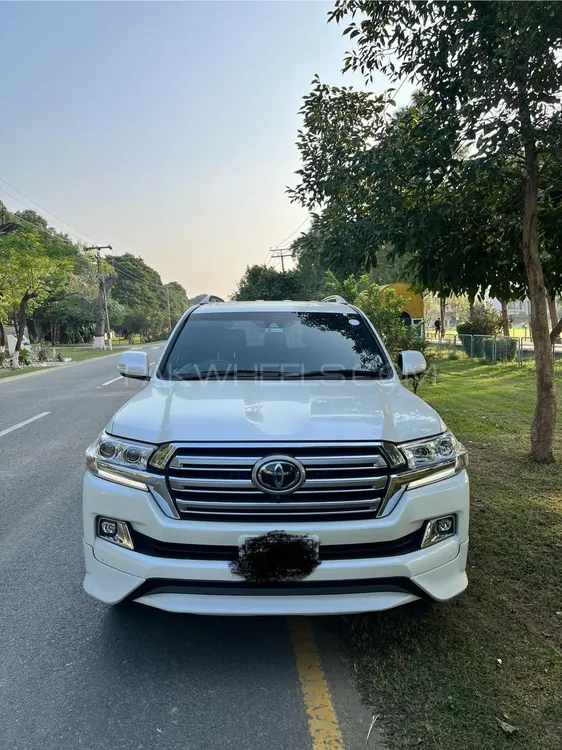 Toyota Land Cruiser 2019 for Sale in Sialkot Toyota Land Cruiser 2019 for Sale in Sialkot Image-1
