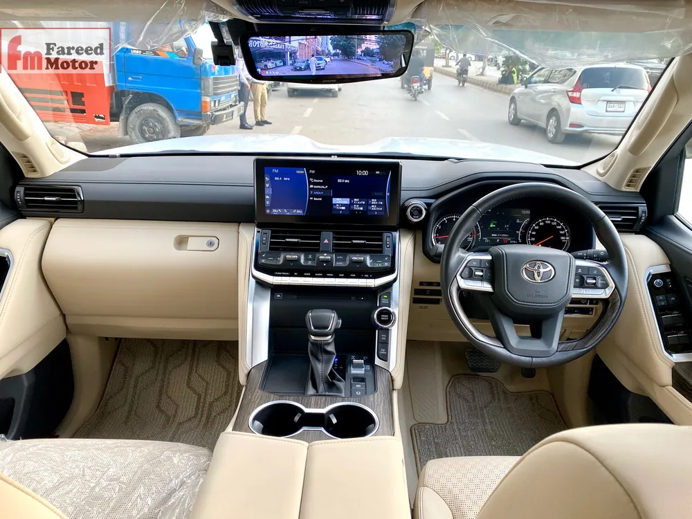Toyota Land Cruiser 2022 for Sale in Karachi Toyota Land Cruiser 2022 for Sale in Karachi Image-8