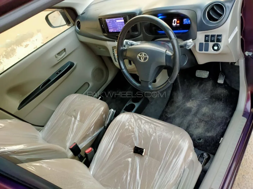 Toyota Pixis Epoch 2013 for Sale in Karachi Toyota Pixis Epoch 2013 for Sale in Karachi Image-11