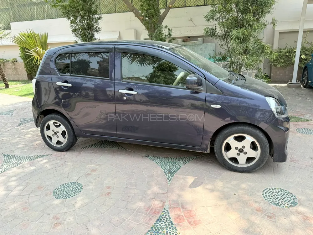 Toyota Pixis Epoch 2015 for Sale in Multan Toyota Pixis Epoch 2015 for Sale in Multan Image-4