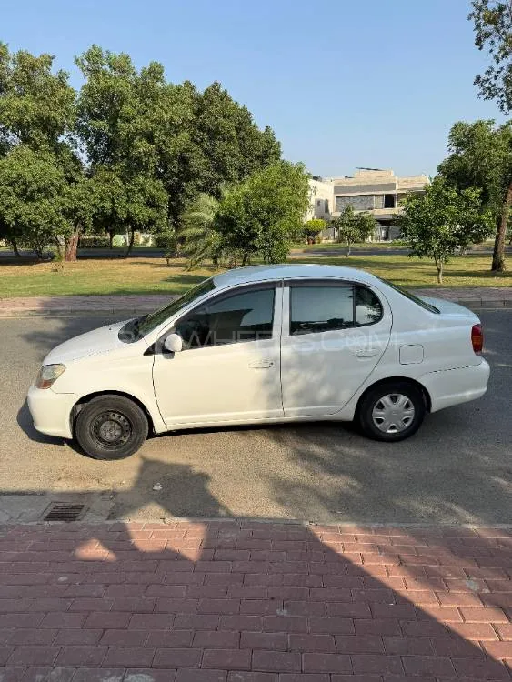 Toyota Platz 2005 for Sale in Lahore Toyota Platz 2005 for Sale in Lahore Image-5