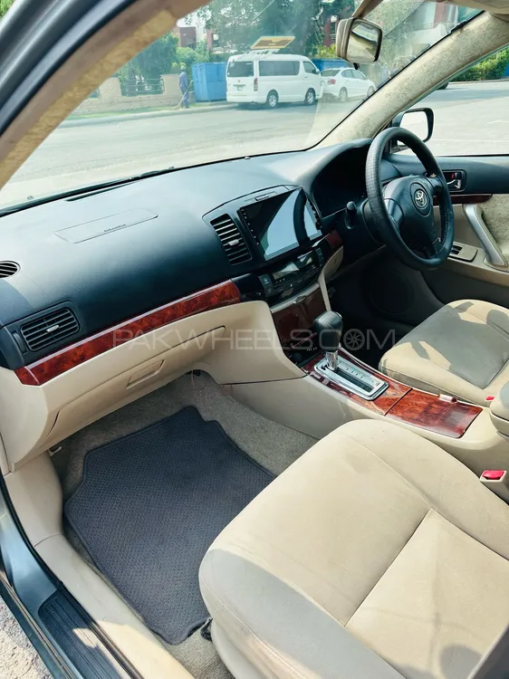 Toyota Premio 2004 for Sale in Lahore Toyota Premio 2004 for Sale in Lahore Image-17