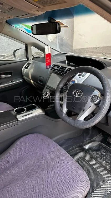 ٹویوٹا پریوس الفا 2012 for Sale in پشاور ٹویوٹا پریوس الفا 2012 for Sale in پشاور Image-5
