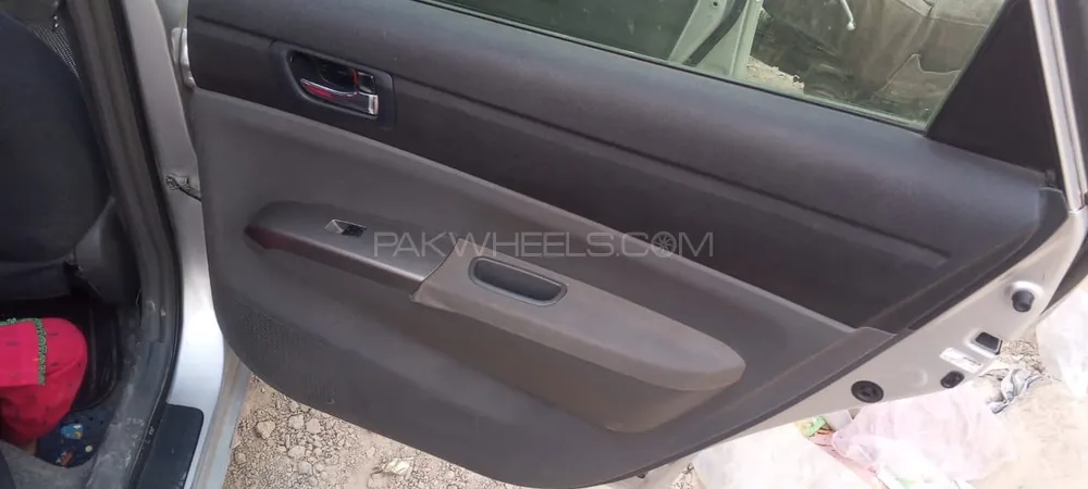 Toyota Prius 2007 for Sale in Karachi Toyota Prius 2007 for Sale in Karachi Image-10