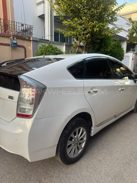 Toyota Prius 2010 for Sale in Rawalpindi Toyota Prius 2010 for Sale in Rawalpindi Image-5