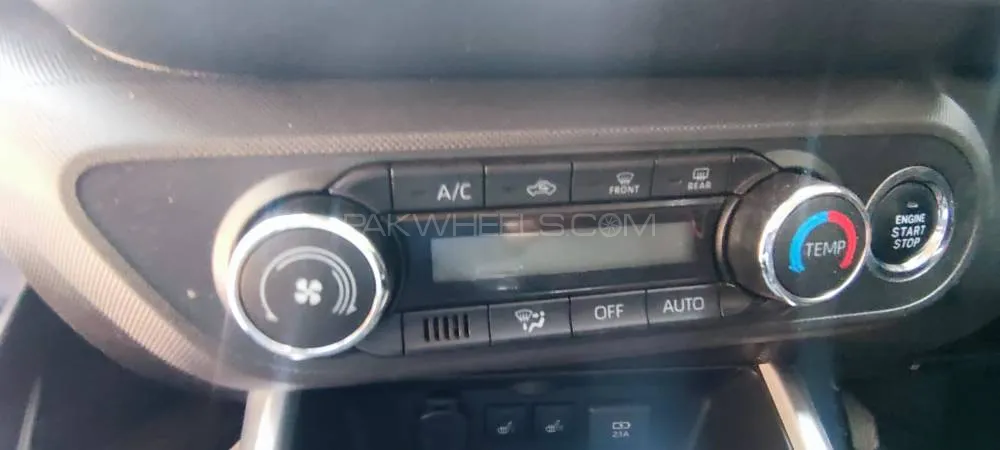 Toyota Raize 2021 for Sale in Peshawar Toyota Raize 2021 for Sale in Peshawar Image-14