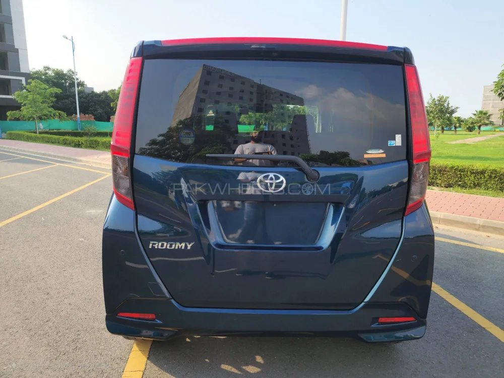 Toyota Roomy 2021 for Sale in Lahore Toyota Roomy 2021 for Sale in Lahore Image-2
