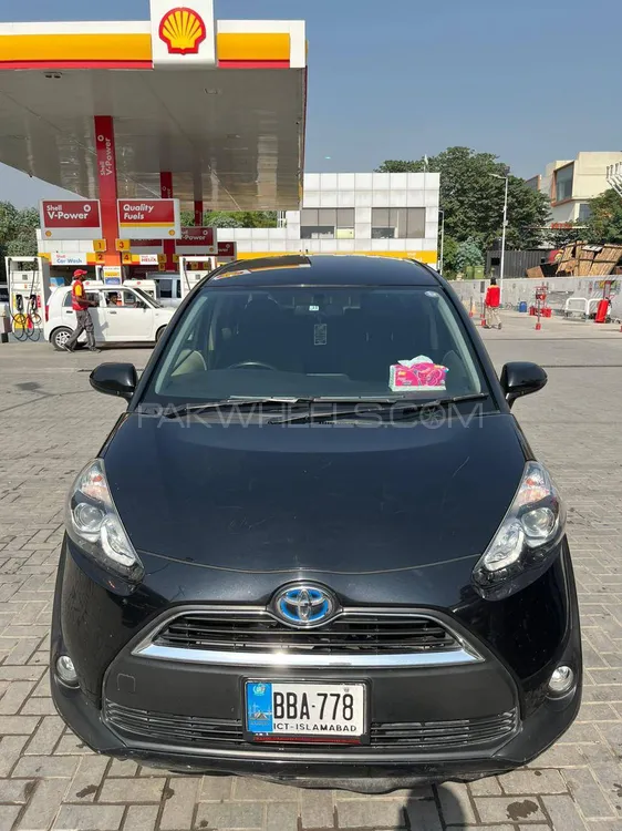 Toyota Sienta 2015 for Sale in Islamabad Toyota Sienta 2015 for Sale in Islamabad Image-3