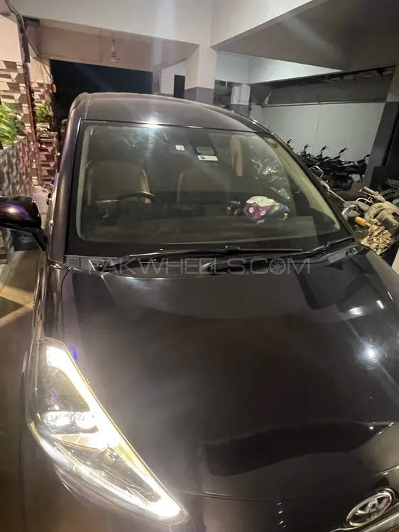 Toyota Sienta 2018 for Sale in Karachi Toyota Sienta 2018 for Sale in Karachi Image-2
